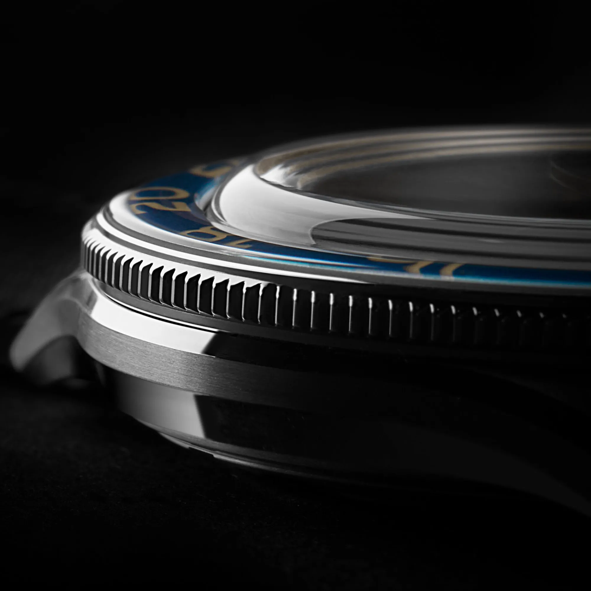 Christopher Ward C65 Aquitaine GMT Online