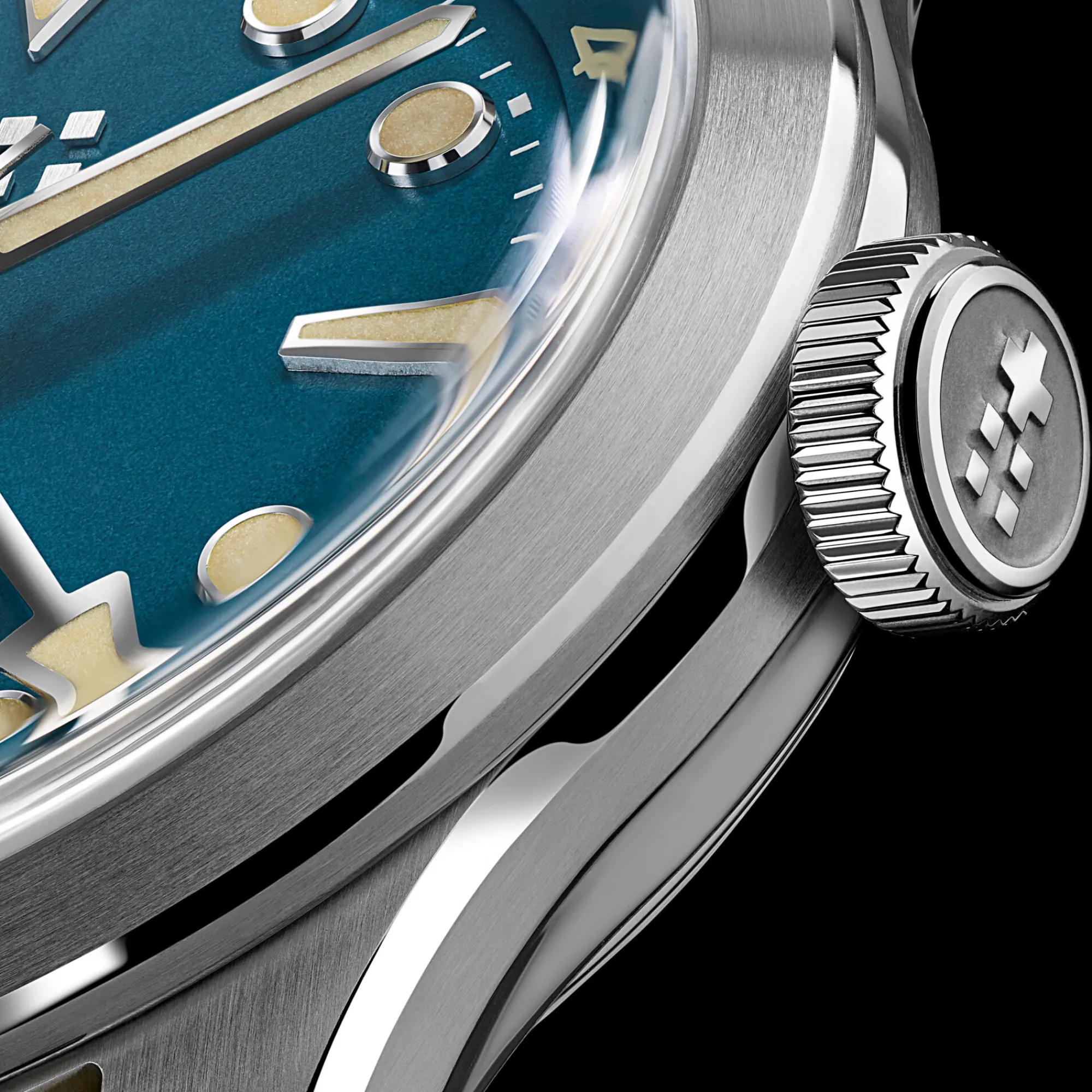 Christopher Ward C65 Dune GMT Outlet