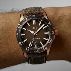 Christopher Ward C60 Pro 300 Bronze Best