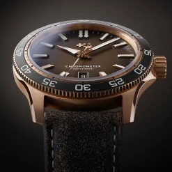 Christopher Ward C60 Pro 300 Bronze Best