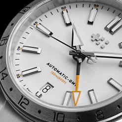 Christopher Ward C63 Sealander GMT 36