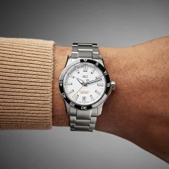 Christopher Ward C60 Trident Pro 300 Outlet