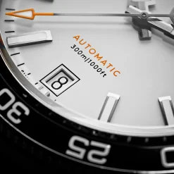 Christopher Ward C60 Trident Pro 300 Outlet