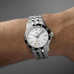 Christopher Ward C60 Trident Pro 300 Best