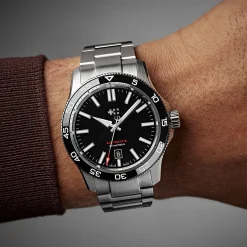 Christopher Ward C60 Trident Pro 300