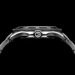 Christopher Ward C60 Trident Pro 300