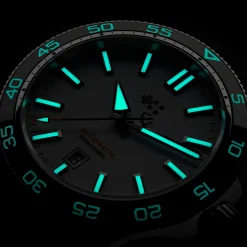 Christopher Ward C60 Trident Pro 300 Online