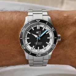 Christopher Ward C60 Trident Reef Best