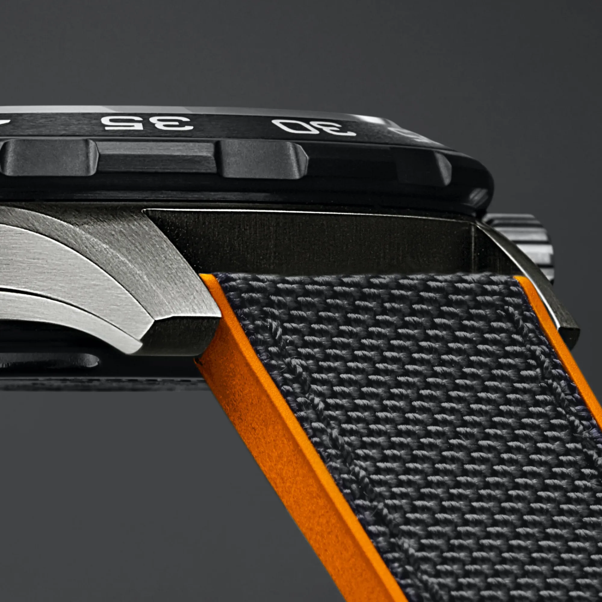 Christopher Ward Hybrid Rubber Outlet