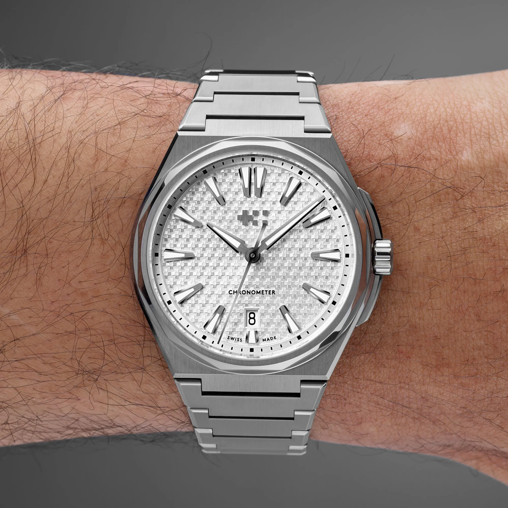 Christopher Ward The Twelve 40 (Ti)