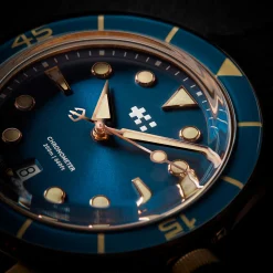 Christopher Ward Vintage Oak Leather