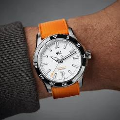 Christopher Ward Vintage Rubber Hot