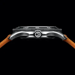 Christopher Ward Vintage Rubber Hot
